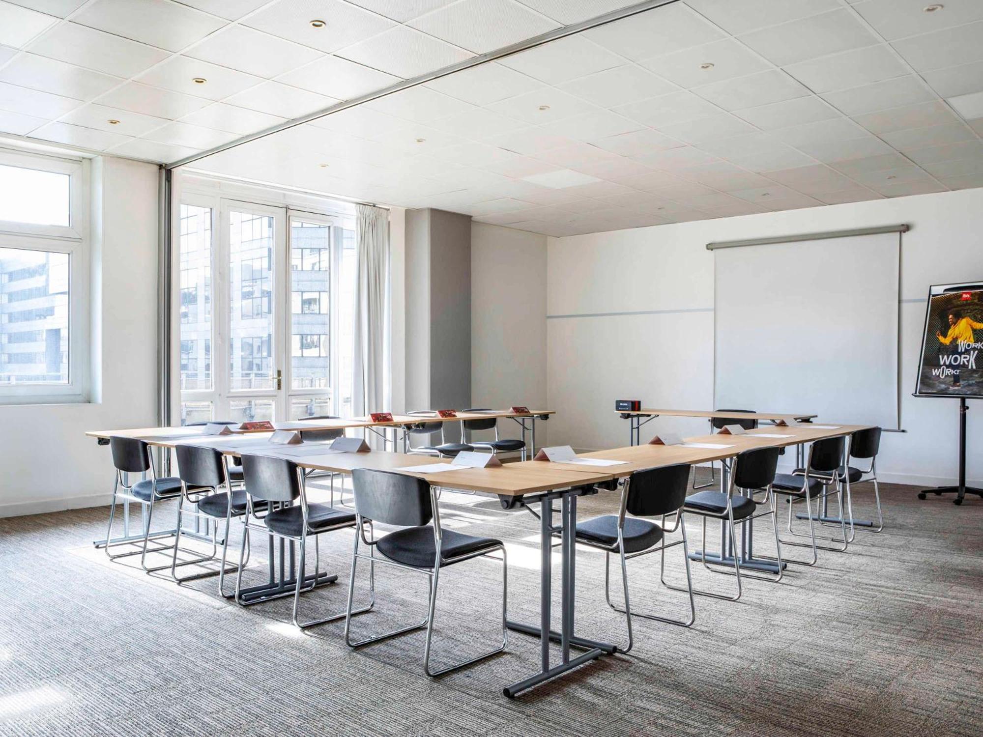 Ibis Paris Porte De Bercy Charenton-le-Pont Zewnętrze zdjęcie