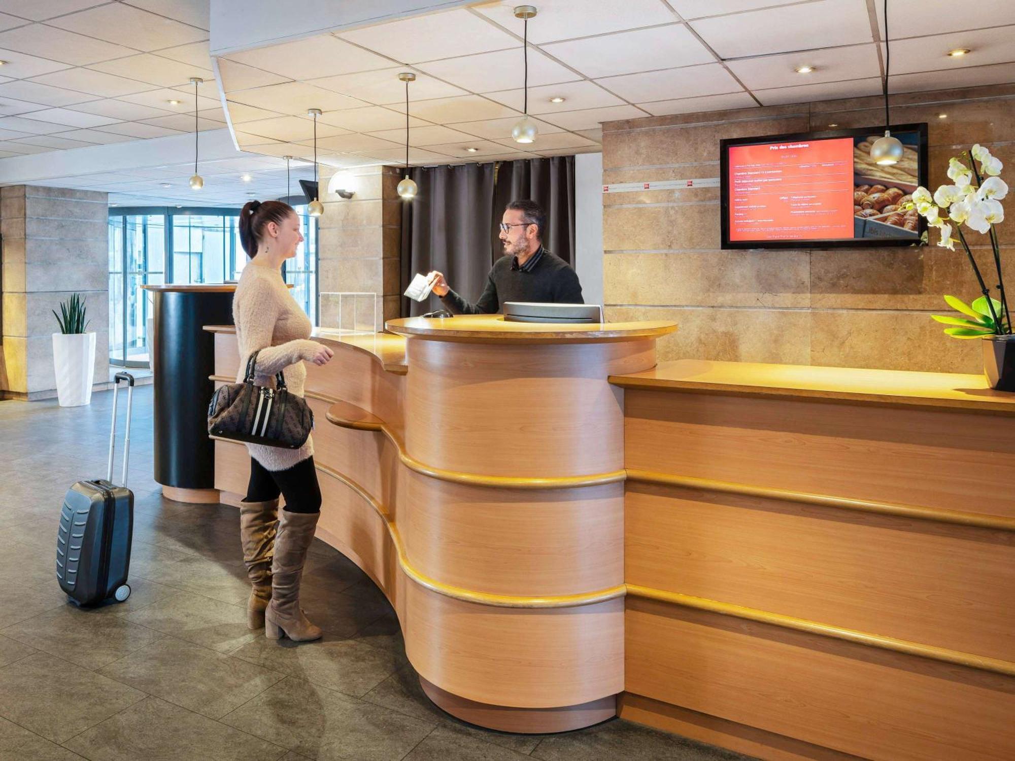 Ibis Paris Porte De Bercy Charenton-le-Pont Zewnętrze zdjęcie